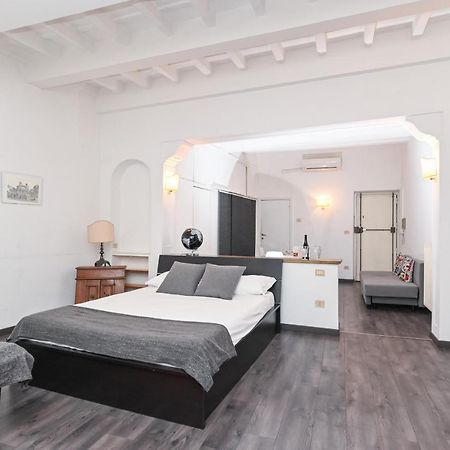 Gorgeous Trastevere Loft On The River Rome Exterior photo